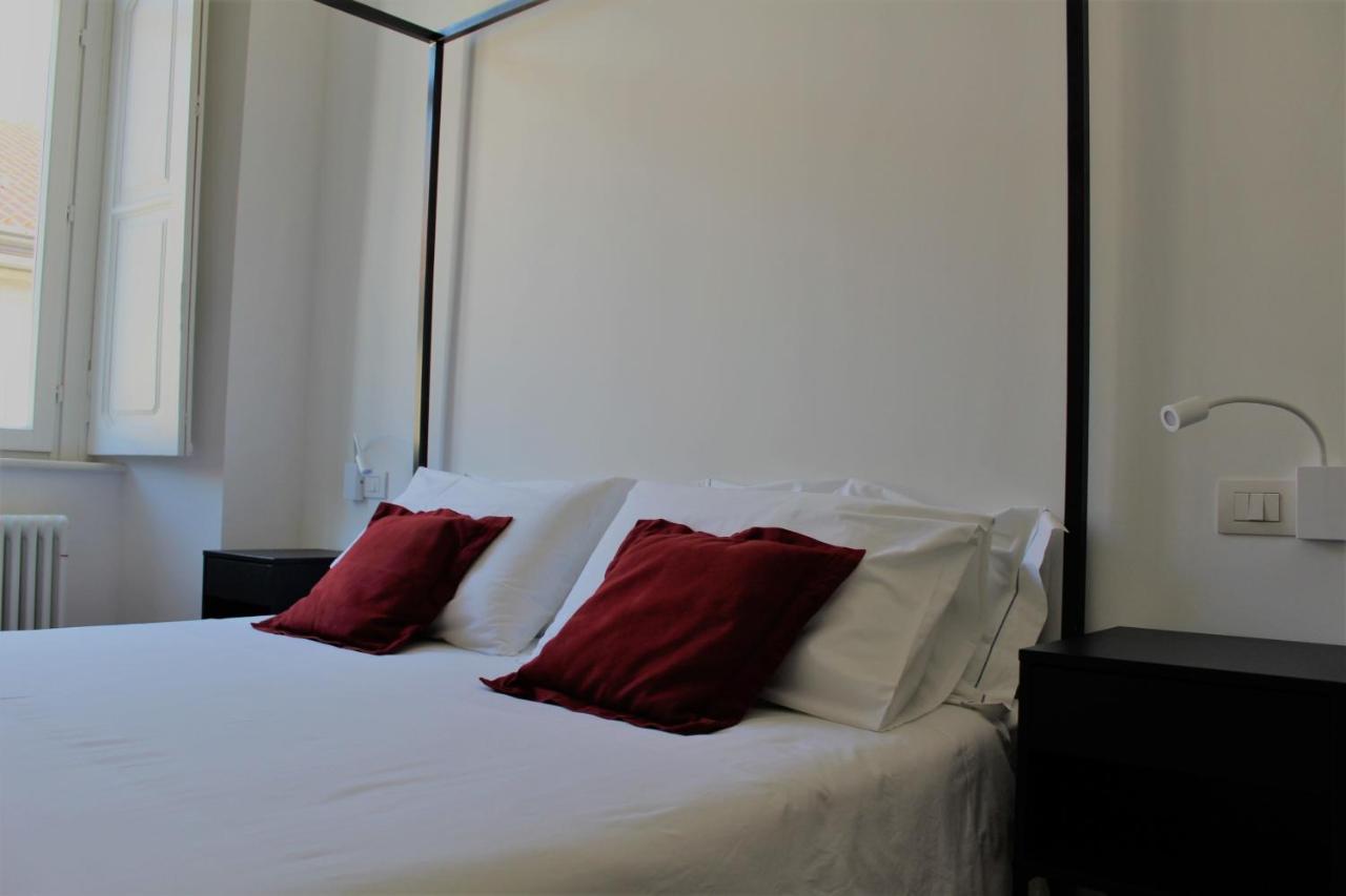 Palazzo Della Torre Elegant Apartment In Como Luaran gambar